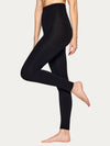Get prepped for chilly winter days with these supersoft and extremely warm thermo leggings.