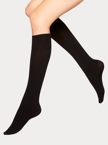  Vogue Silky Cotton Knee Socks